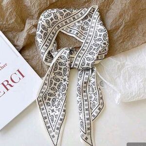 Chic Black and White Paisley Scarf